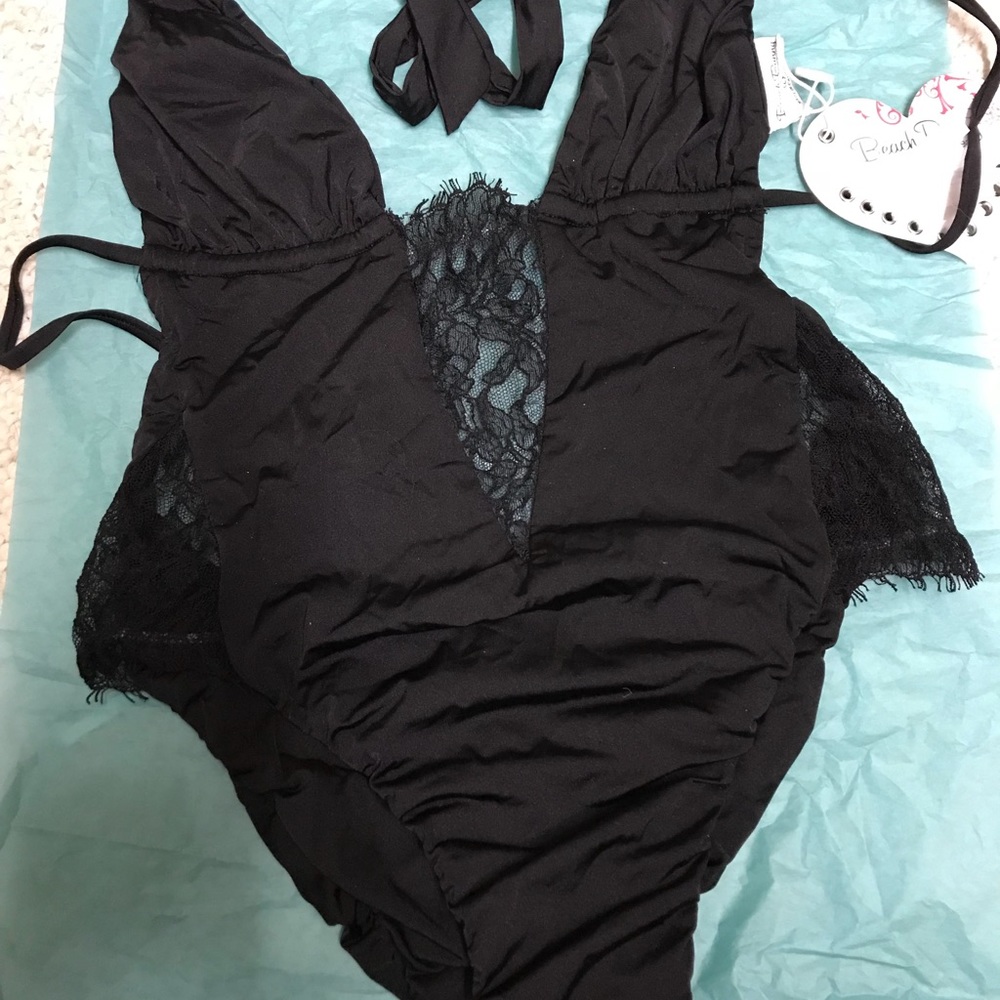 Swimsuit - Picture 3 of 3